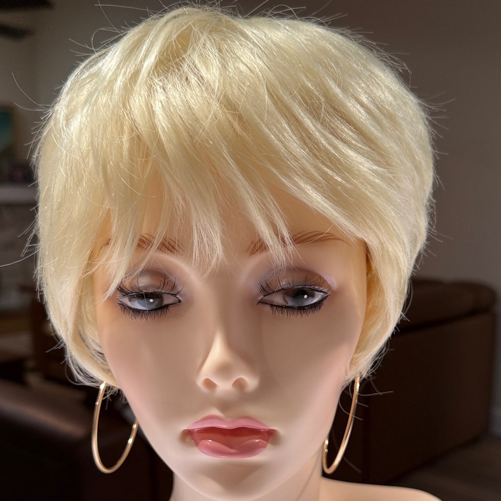 HAIR, Pixie Cut with Bangs, Free Part, Blonde